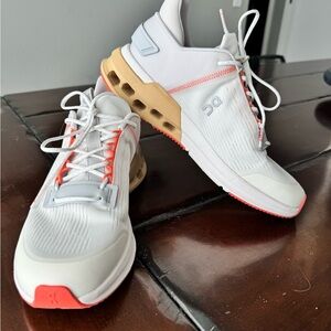 On Cloudnova Flux White | Savannah Women’s 8